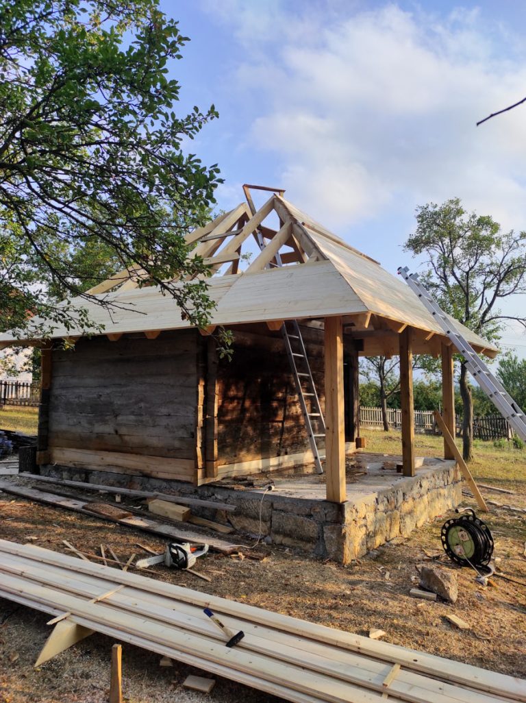 a new roof construction
