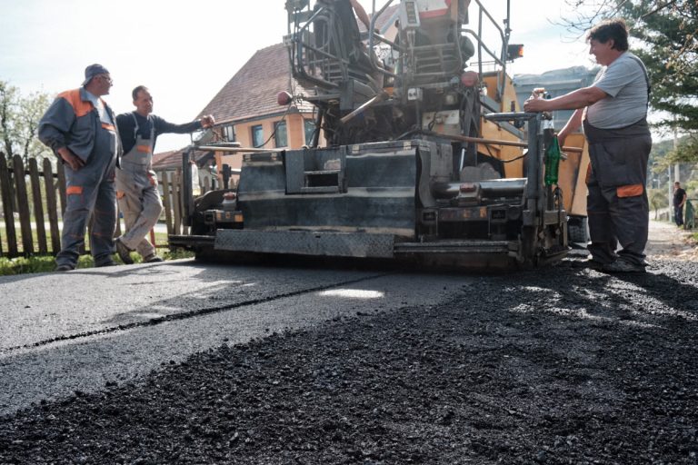 asphalt reconstruction