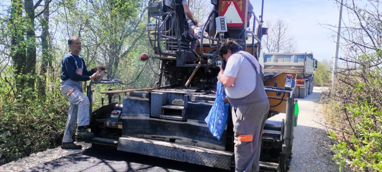 asphalt reconstruction